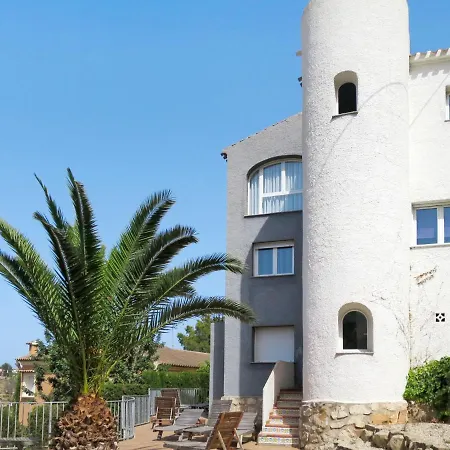Ayora By Interhome